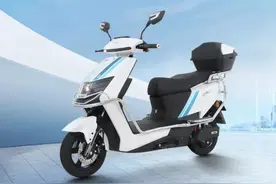 台铃、小刀发布新车，续航120公里以上，主打外卖电动车市场图片