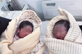 产妇诞下龙凤胎，全家为“儿女双全”欢喜，医生：真不是双胞胎图片