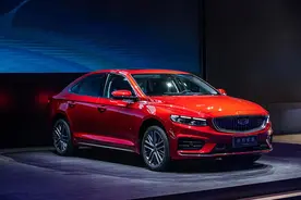 尺寸越级，沃尔沃同源2.0T，挑战合资紧凑轿车！解析吉利星瑞图片