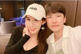 23岁存下100万，黑涩会美眉出道8年还在马桶上煮饭？图片