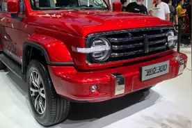 坦克300兼顾家用和户外出游，即便长途远行，有它陪伴也足够图片