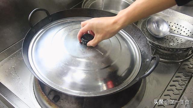 花胶煮鲫鱼 2026年花胶鲫鱼汤