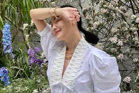 小S杂志花絮照公开，穿凉鞋配棉袜与众不同，瘦身成功后又变年轻图片