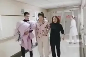 “最美孕妈”分娩后走出产房，医生也第一次见，众人：非人类所为图片