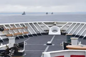 轮到中国航行自由了！我军舰开进美专属经济区，美方：互动很专业图片