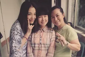 《外来媳妇本地郎》康枝子，为读书暂离剧组，学业有成回来当导演图片