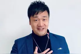 全国33家电台主播云合唱同一首歌，共同为武汉加油！FM950明星主持人大海献唱图片