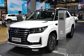 国产七座SUV新标杆，2.0T+6AT，新长安CS95真霸气图片