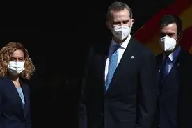 西班牙国王在众议院发表讲话 坚定维护宪法权威图片