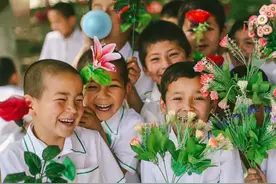 你好新时代丨100秒带你看南疆小镇记录在镜头里的幸福图片