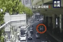 开车“斗气”酿事故 两名司机均被刑拘图片