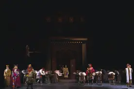 文化十分丨茅盾文学奖作品《尘埃落定》搬上话剧舞台 展现土司家族兴衰史图片