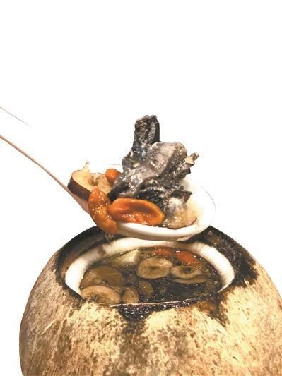 花胶椰皇乌鸡汤 2026年花胶乌鸡椰子汤的做法大全