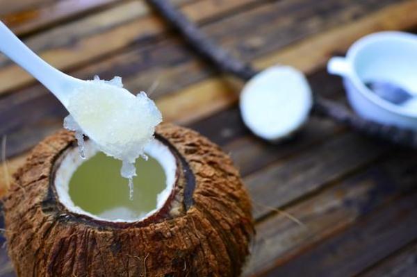 孕期每天吃多少燕窝合适 2026年孕妇每天要吃多少燕窝才合适