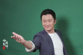 硬汉吴京“心里软” 野外生存吃遍了天南海北的蚯蚓视频封面