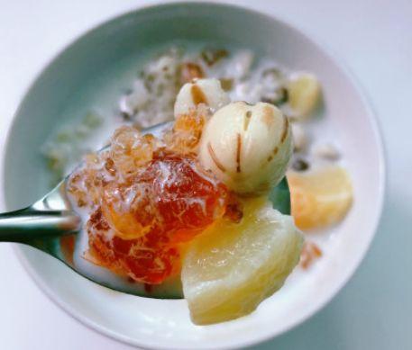 湿气重的人为啥不宜吃桃胶 2026年湿气重的人能吃桃胶吗