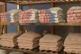 妈妈元宵节带11岁儿子泡温泉!更衣时发现大问题,孩子浴服上全是血