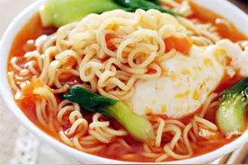 我国方便面总消费量世界第一：人均吃29份，比这国少多了视频封面