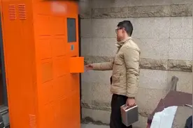 武汉现共享电动车电池，外卖小哥：方便