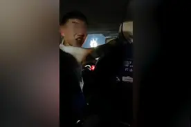 出租司机不打表还怼乘客：怎么不包机啊视频封面