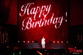 回忆杀！李易峰生日音乐会重现百里屠苏图片