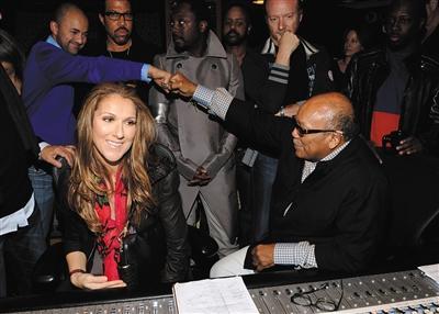 传奇续写，也放大了“身边人”人性的隐秘