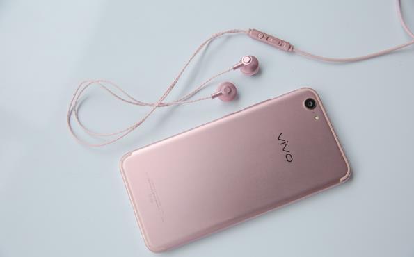 为什么vivo手机插上耳机没有显示（vivo耳机麦克风没声音）