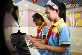 真挚童声唱响《我和我的祖国》