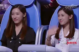 双胞胎指纹是相同的？撒贝宁现场求证，看看双胞胎姐妹花怎么回应