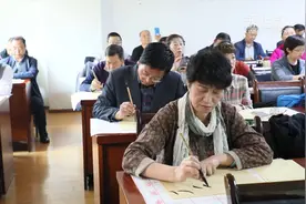 从养老到“享老” 老年大学渐成文化养老主阵地视频封面