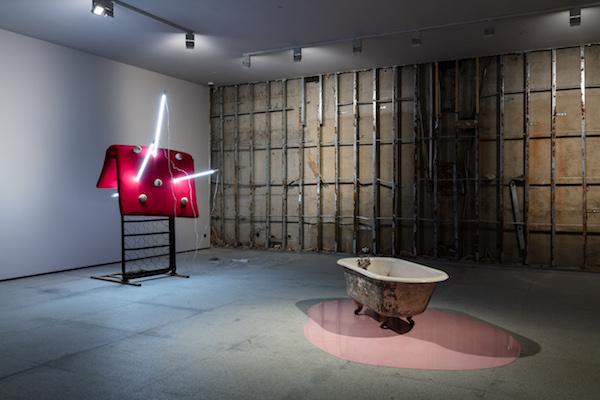 莎拉·卢卡斯中国首展，在不同场域激发跨文化的对话