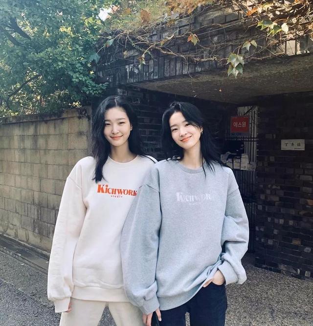 00后、神颜、长腿、YG麻豆，别人的19岁都是这样开挂的吗？