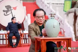 借问酒家何处有 牧童遥指杏花村图片