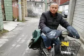 3年前高中毕业的儿子溺水身亡，3年后51岁老爸也一头跳进冰冷河里……图片