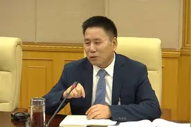 旁听群众代表热议2020年省政协常委会工作报告｜张培：建议加大农业应用领域科研课题经费视频封面