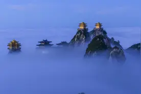 自今日起，栾川老君山、鸡冠洞两景区对游客有序开放图片