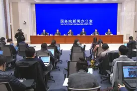 武汉女子监狱疫情细节：干警病人同公交站视频封面