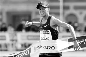 2小时05分29秒！东京马拉松创黄种人最快纪录图片