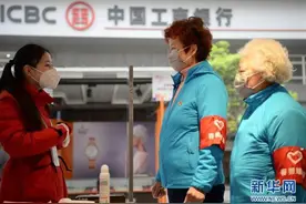 “春熙嬢嬢”抗疫情图片