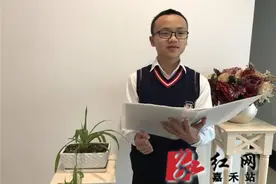 嘉禾：一学子创作朗诵视频赞抗疫图片