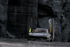 百公里加速仅需1.9秒，柯尼塞格打造了一台史上最速4座超跑图片