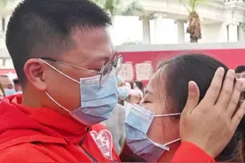 “嫁给我吧！”等了49天，这句求婚终于说出来了图片