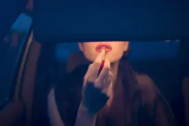 “双十一”大战，四大化妆品上市公司哪家强？图片