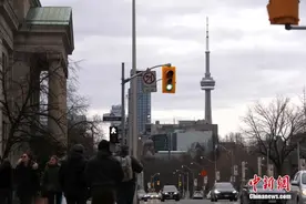 17岁中国留学生回国：吃到包子喝到小米粥时，想哭了图片