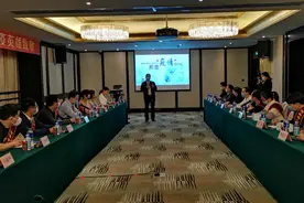 听河南省人民医院急诊医学科一线抗疫人员讲述：抗疫英雄是怎样炼成的图片