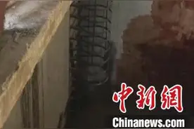 工人井下中毒民警舍身营救 均已脱离生命危险图片