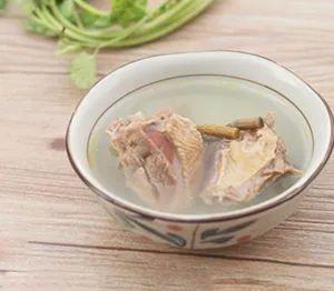 花胶石斛功效与作用及食用方法 2026年花胶石斛功效与作用及食用方法视