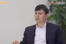 张文宏谈新冠疫苗研制：中国没有做“疫苗小白鼠”这种流程视频封面