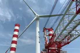 国内首台自主知识产权8MW海上风电机组安装纪实图片