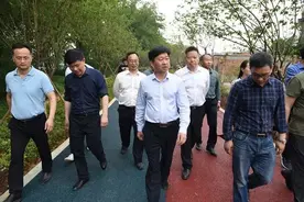 江山市委书记童炜鑫开展巡河活动并调研河长制落实情况图片